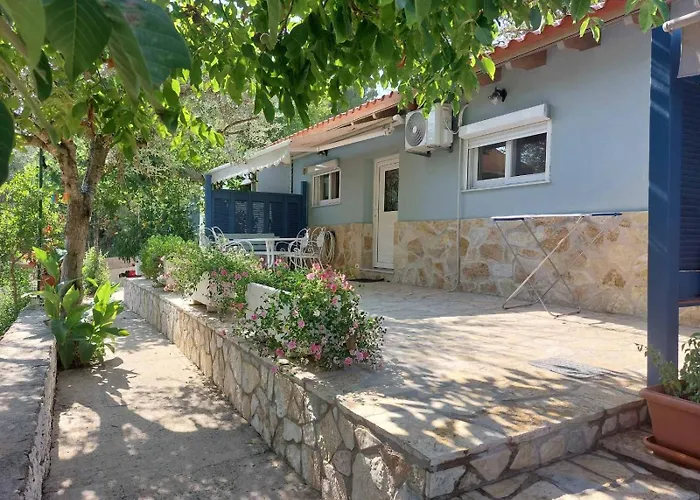 Soldatos Apartment *