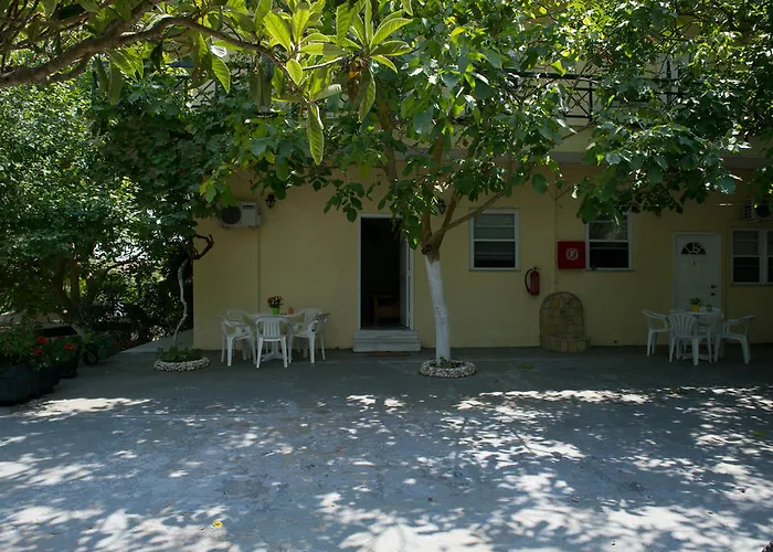 Soldatos * Marandokhórion